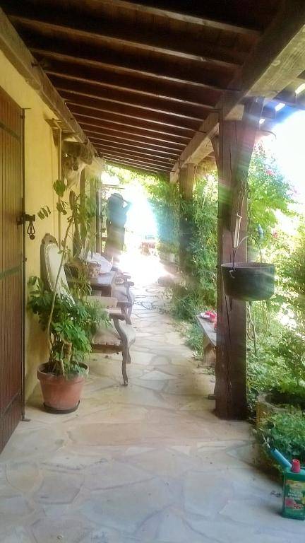 Maison de 2 chambres avec piscine privee jardin clos et wifi a Tremolat