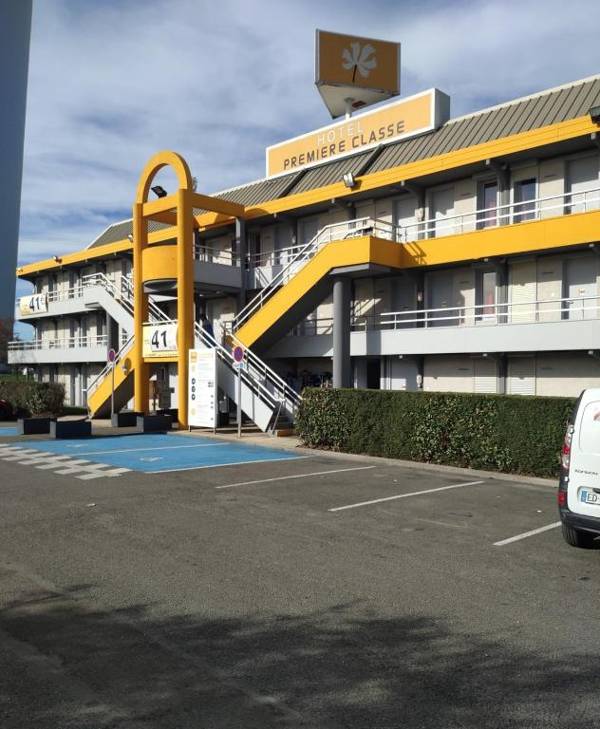 Premiere Classe St Quentin en Yvelines Elancourt