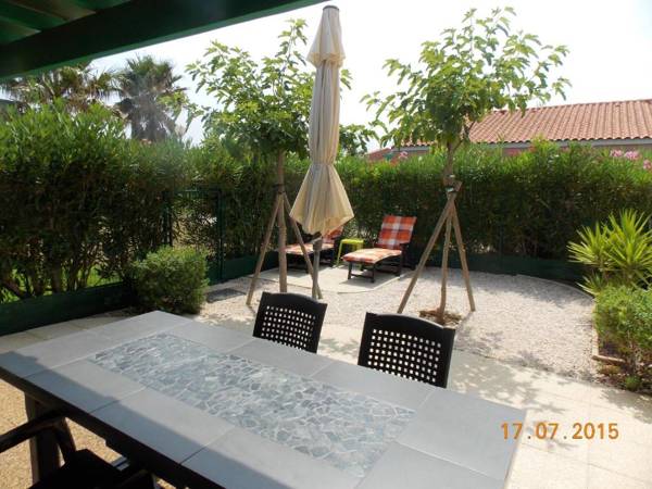 Maison de 2 chambres a Torreilles a 500 m de la plage avec piscine partagee et jardin clos