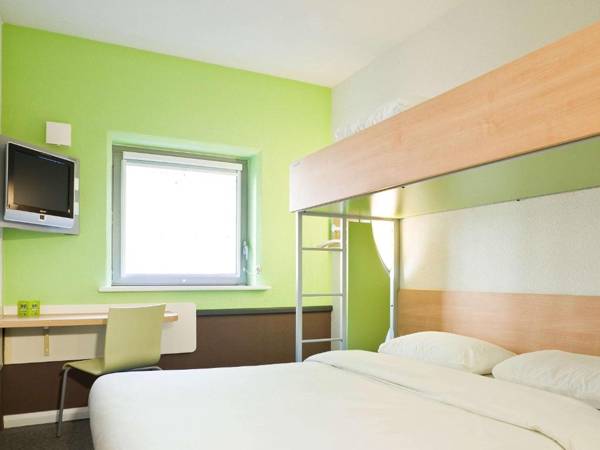 ibis budget Tarbes