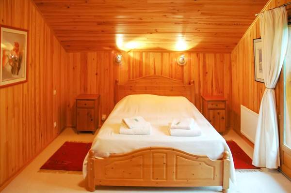 Maison de 2 chambres avec vue sur le lac piscine partagee et jardin amenage a Lachapelle Auzac