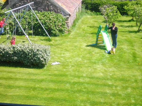 Maison de 3 chambres avec jardin amenage a Sibiril a 3 km de la plage