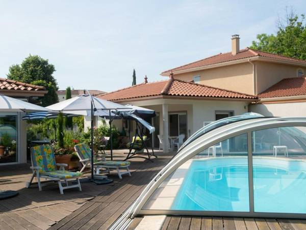 Appartement Savigneux 1 pièce 2 personnes - FR-1-496-218