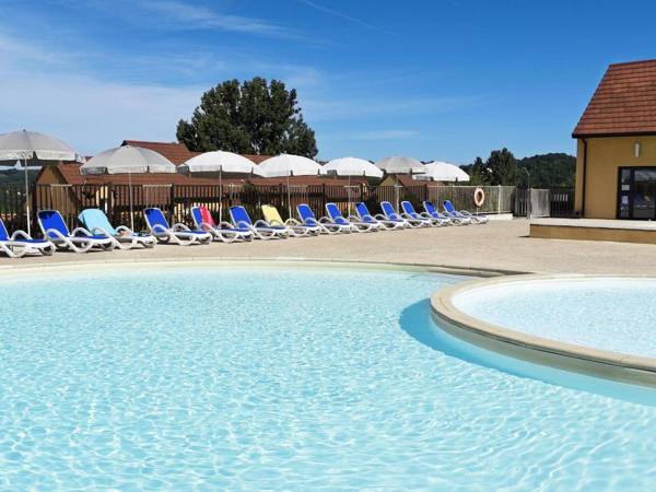 Spacious terraced maisonette in picturesque Sarlat