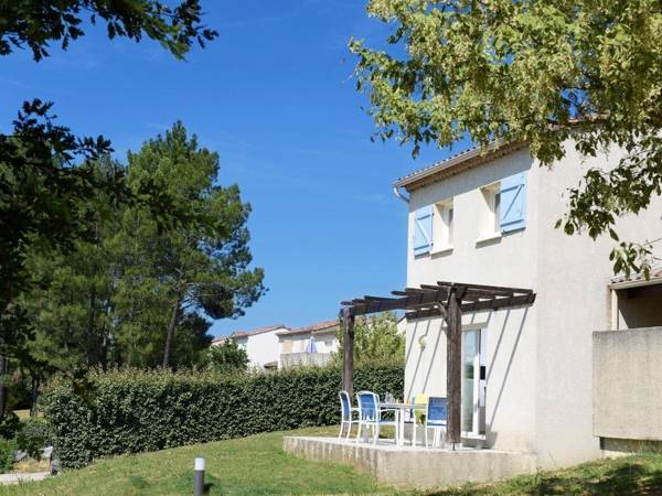 Cozy apartment only 2 km. away from Vallon-Pont-d'Arc