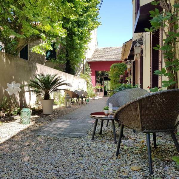 Hôtel Sous les Figuiers