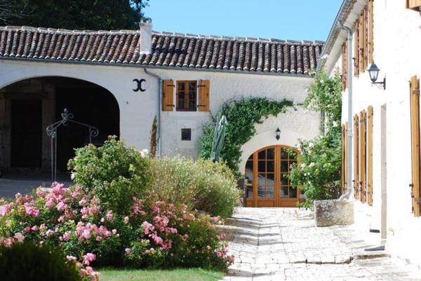 Le Relais de Saint-Preuil The Originals Relais (Relais du Silence)