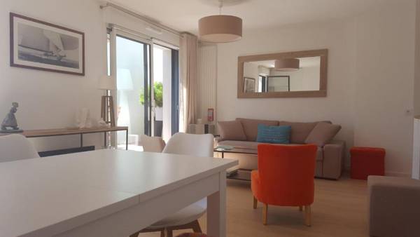 Les Cyprès - appartement avec grande terrasse proche plage - St Malo