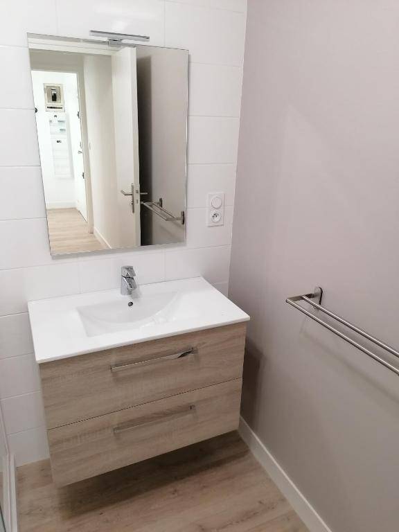 Le Voltaire-Sleep in Normandie