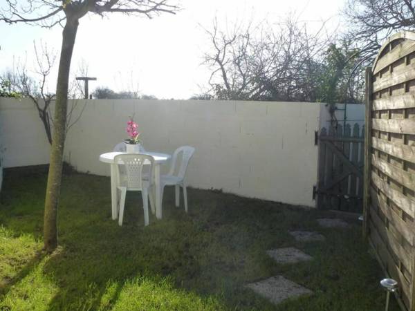 Gîte Saint-Julien-des-Landes 2 pièces 3 personnes - FR-1-426-336