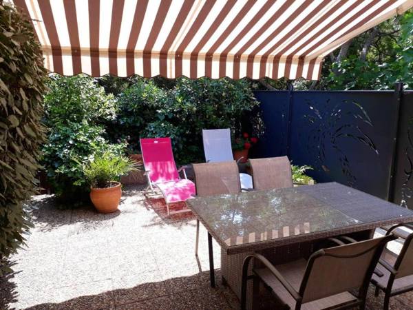 Appartement d'une chambre a Saint Aygulf a 30 m de la plage avec jardin clos et wifi