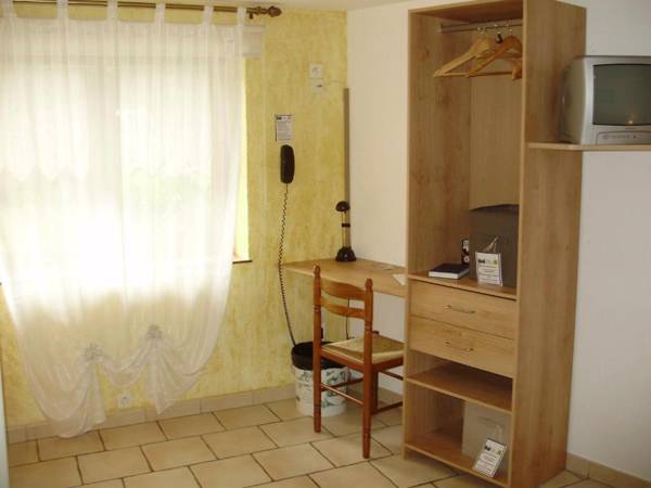 AUBERGE du BORD des EAUX - Demi-pension assurée sur réservation