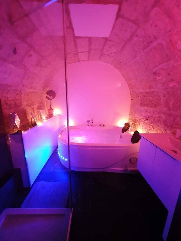 LA FORTERESSE - Jacuzzi/Sauna - Centre Historique