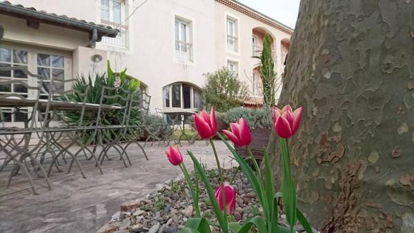Logis Hôtel Médiéval Montélimar Nord