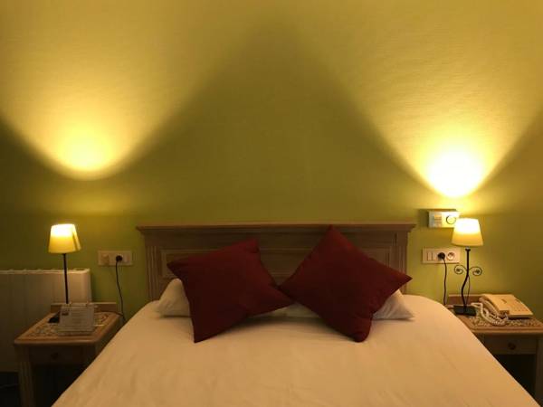 Brit Hotel Aux Sacres Reims Centre