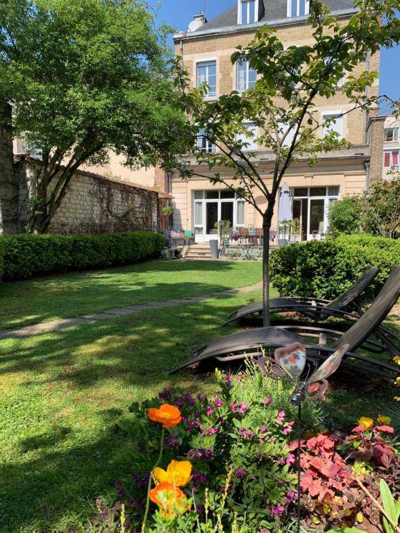 La Demeure des Sacres