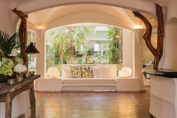Grand Hotel De Cala Rossa & Spa Nucca