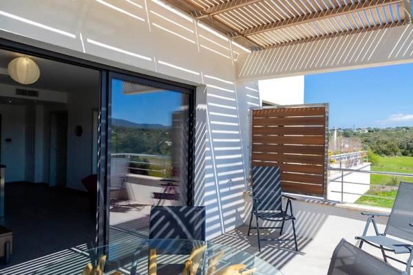 Domaine d'Arca Corse du Sud Porto Vecchio - T2 neuf - piscine et tennis - 4 personnes "Hugo 11"