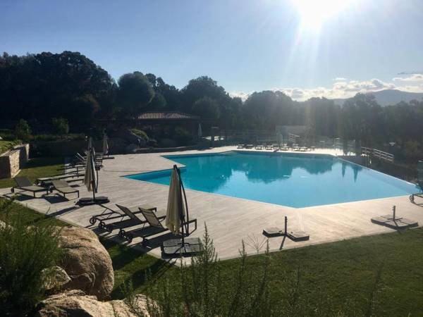 Domaine d'Arca Porto Vecchio - T2 - Rez de Jardin - 4 personnes "Cézanne 6"