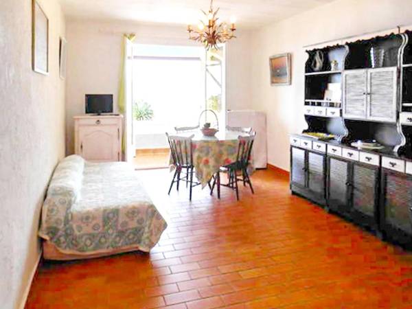 Studio a Grosseto Prugna a 50 m de la plage avec vue sur la mer et jardin clos