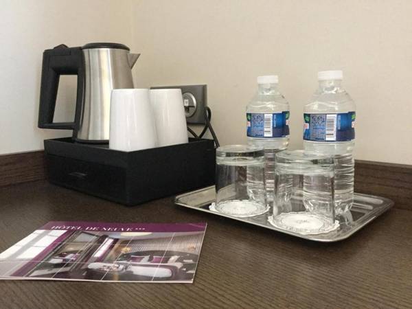 Hotel de Neuve by Happyculture