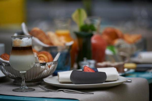 Hôtel De Sers Champs Elysées Paris