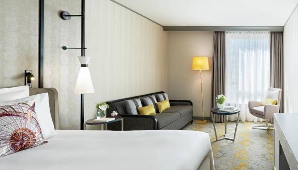 Renaissance Paris La Defense Hotel
