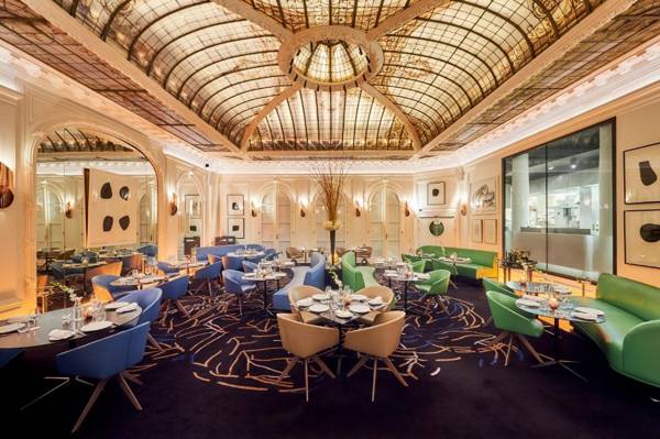 Hôtel Vernet Champs Elysées Paris