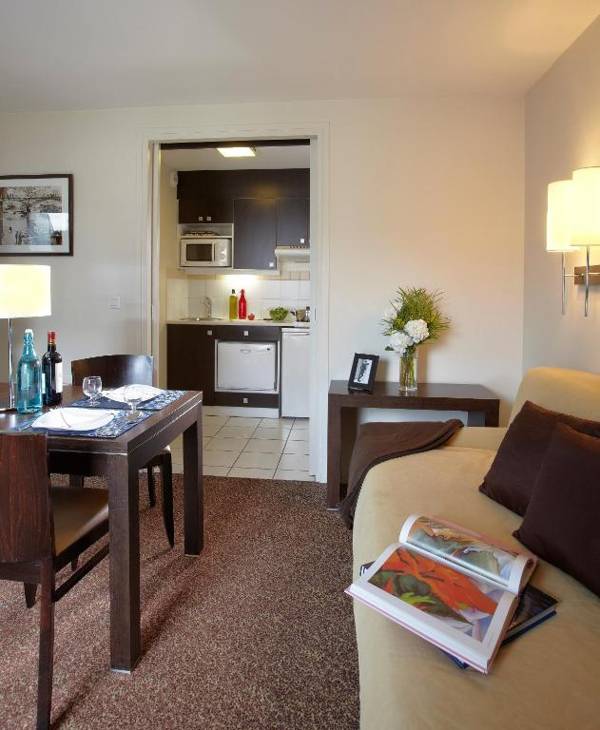 Citadines République Paris