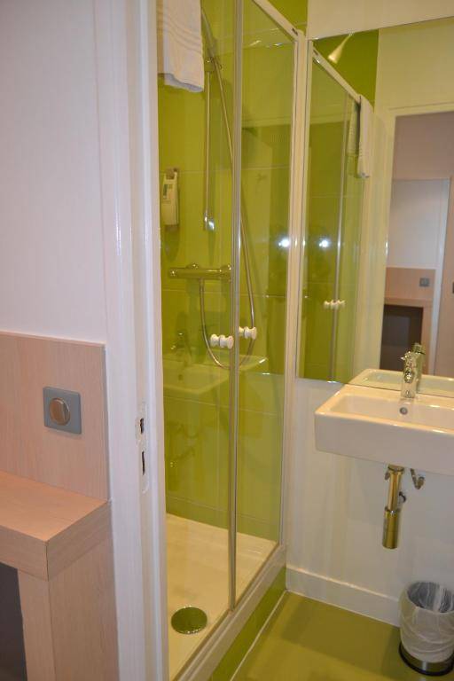 ibis Styles Paris Cadet Lafayette