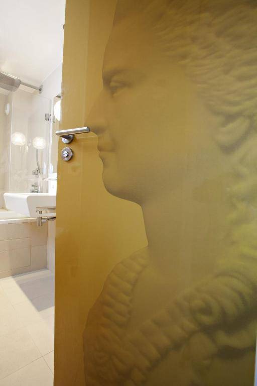 Hotel Elysée Secret