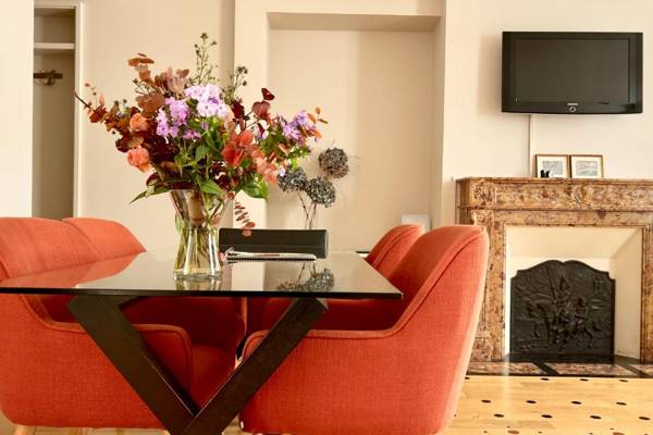 of MARAIS 3BR AC 5Refurb Lift Luxury 'Pad-à-Terre' est '99