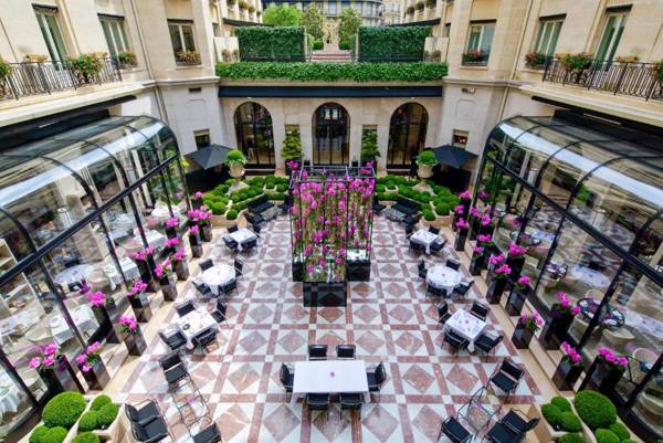 Four Seasons Hotel George V Paris
