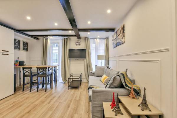 13 Luxury Flat eiffel design 2