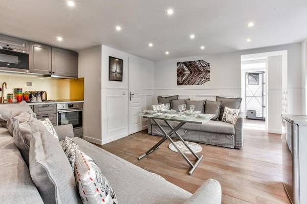 40-Flat Paris Eiffel