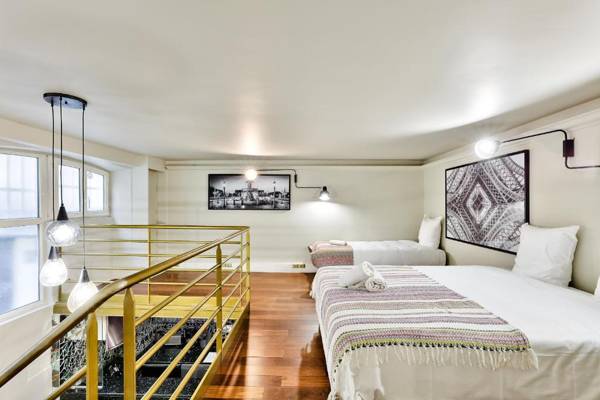 09 - Stylish Duplex Champs-Elysees