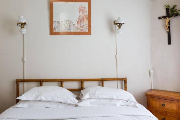 Veeve - Light by Les Halles