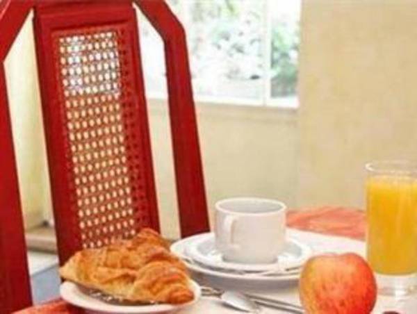 Kyriad Paris XV Lecourbe