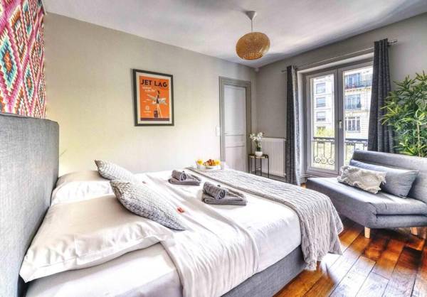 1626 - Lovely apartment at Arc de Triomphe