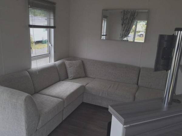 Bungalow de 3 chambres avec piscine partagee jardin amenage et wifi a Onzain