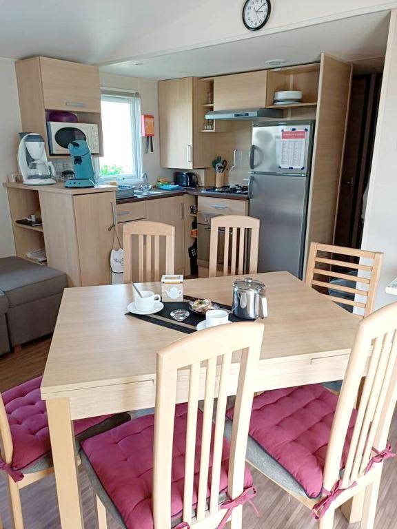 Bungalow de 3 chambres avec piscine partagee et jardin amenage a Onzain