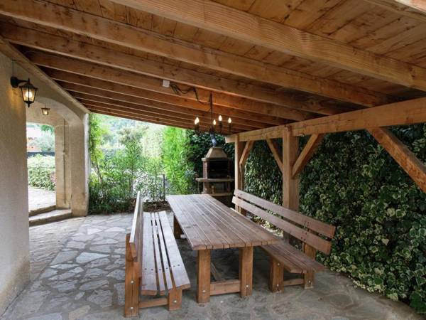 Beautiful Villa in Nyons with Swimming Pool