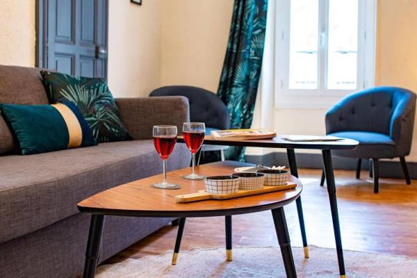 Appartement Privé Climatisé entre Arènes et Maison Carrée