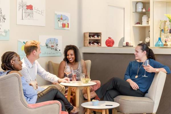 Mercure Nice Marché Aux Fleurs