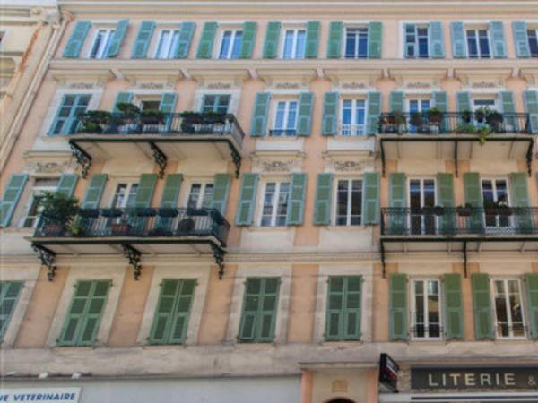 Nice - Paillon apartment by Stay in the heart of ...