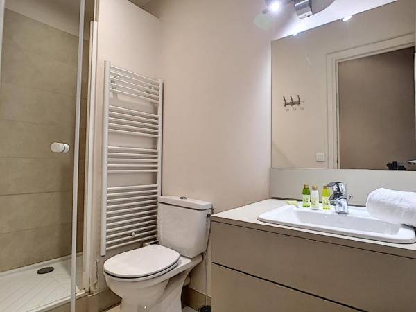 Nestor&Jeeves - PALAIS ALICE - Central - Very close sea