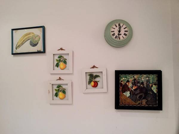 Nestor&Jeeves - LE PARNASSE TERRASSE - Central - By shopping area