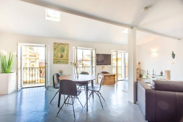 ROSS 5- F2 LUMINEUX BALCON LOFT CLIM Vieux-Nice