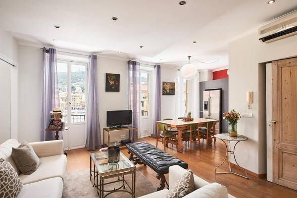 Sunlight Properties - Marinette - Port area 2 Bedrooms sleep 6 sea view