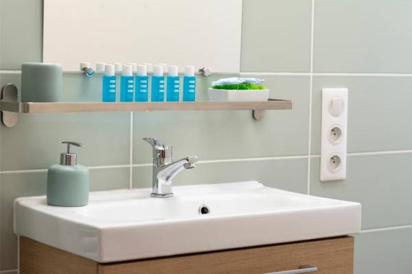 Cosy and Trendy 3 Bedrooms train station and tramway